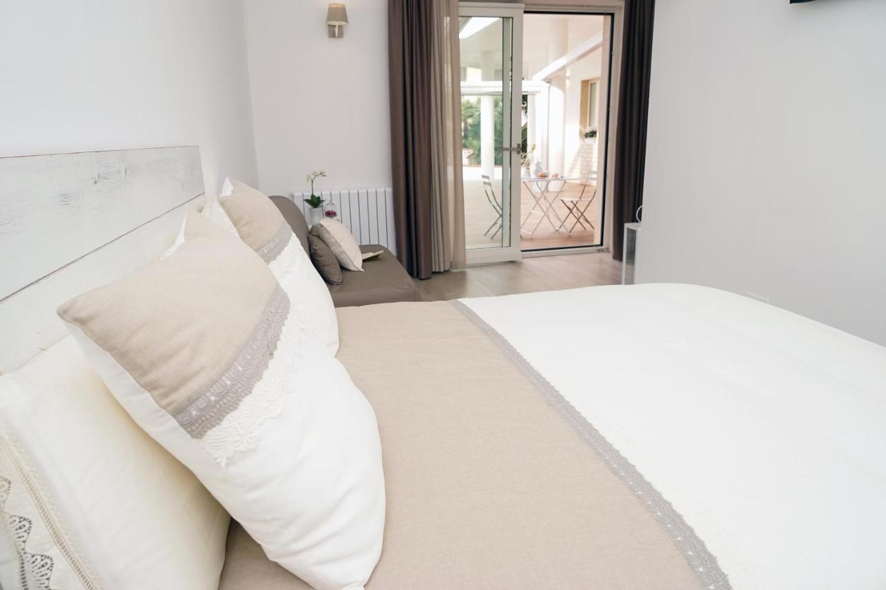 Femily B&B Bed And Breakfast Di Puglia In - Bari Grumo Appula Extérieur photo